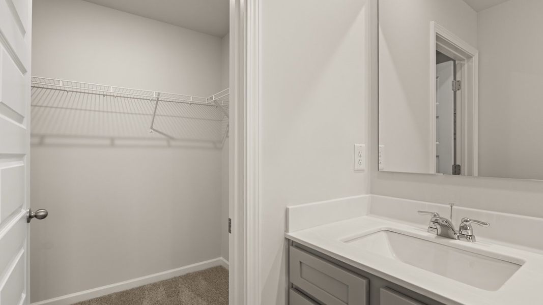 Image 40 representing the ANSLEY Express by D.R. Horton in WillowBrook, Winder, GA.