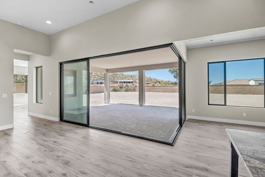 Spacious, unfurnished interior of a new home in Estates at Kings Ranch, Gold Canyon (Image 24).