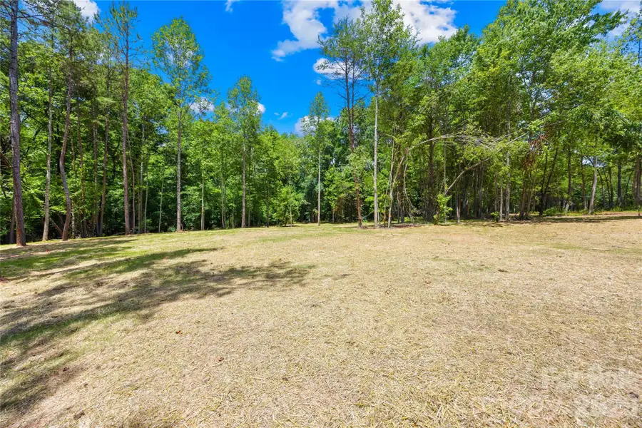 Natural landscape and outdoor views near  in Statesville (Image 34).