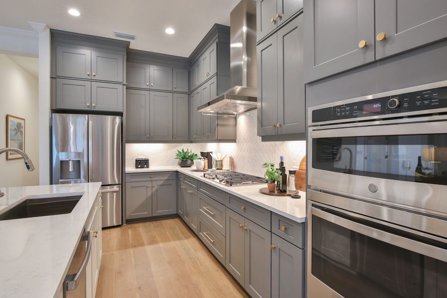 Furnished interior view inside a new home in Windward, Lakewood Ranch (Image 15).