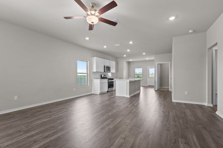 1,400sf New Home in Schertz, TX. - Slide 14 1,400sf New Home in Schertz, TX. - Slide 14