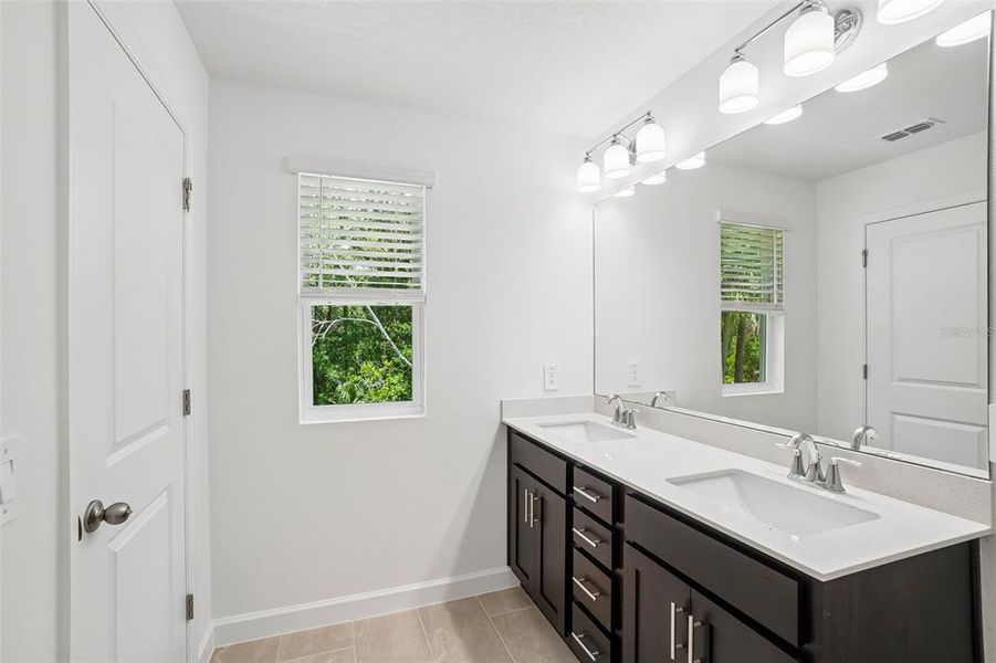 Furnished interior view inside a new home in , Tampa (Image 10).