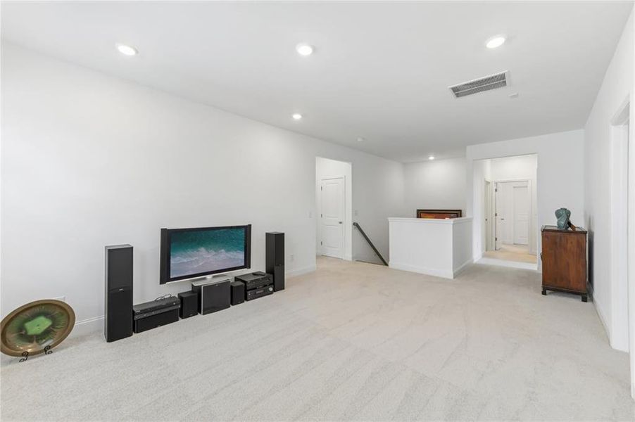 Furnished interior view inside a new home in Bailey Fence, Dacula (Image 6).