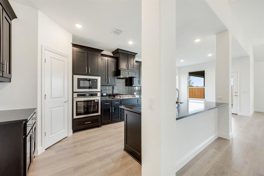 Furnished interior view inside a new home in Hunters Ridge, Crowley (Image 15). Furnished interior view inside a new home in Hunters Ridge, Crowley (Image 15).