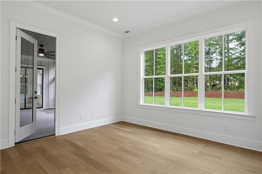Spacious, unfurnished interior of a new home in , Newnan (Image 23).