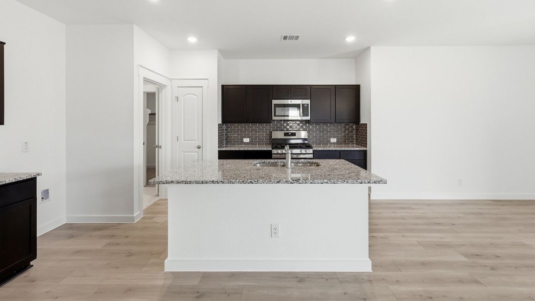 132 Patrick Henry Drive Kitchen 132 Patrick Henry Drive Kitchen