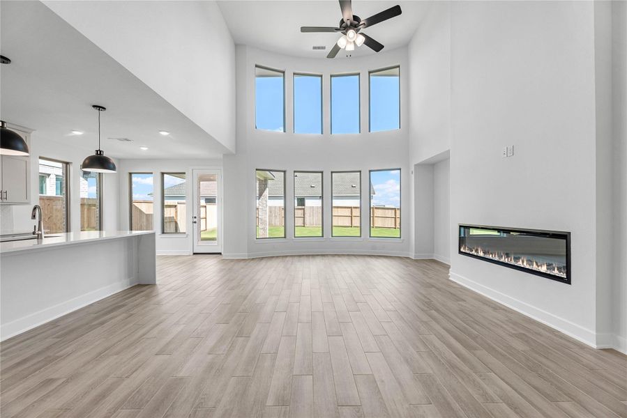 Spacious, unfurnished interior of a new home in Jordan Ranch – 60', Brookshire (Image 17). Spacious, unfurnished interior of a new home in Jordan Ranch – 60', Brookshire (Image 17).