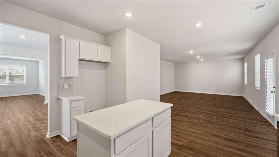 Image 33 of a home in Oakchase at Hampton.