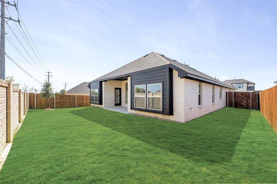 Exterior details and patio area of a home in Arcadia Trails Classic 50, Balch Springs (Image 3). Exterior details and patio area of a home in Arcadia Trails Classic 50, Balch Springs (Image 3).