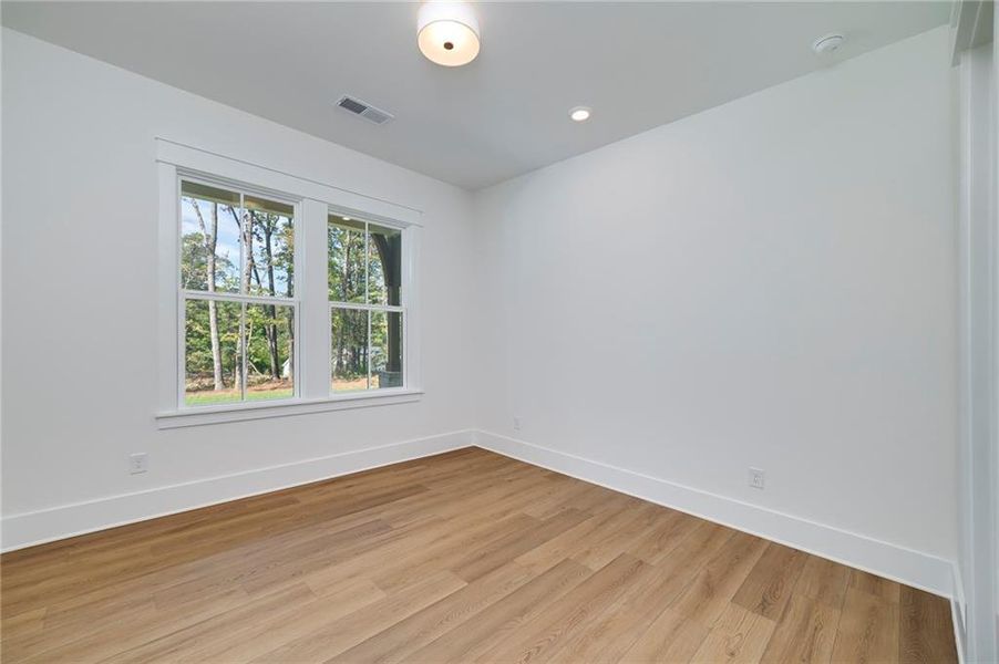 Spacious, unfurnished interior of a new home in , Dawsonville (Image 14).
