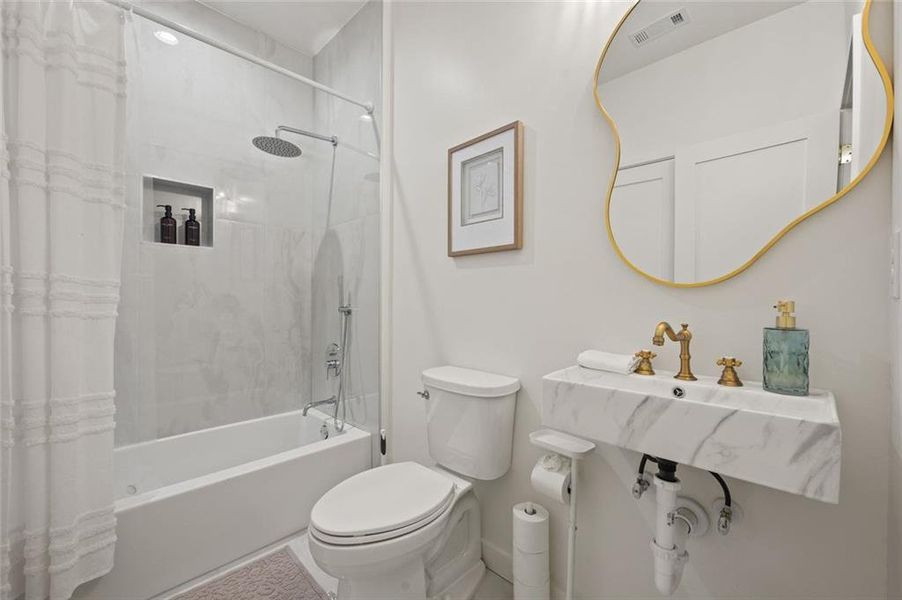 Furnished interior view inside a new home in , Decatur (Image 13).