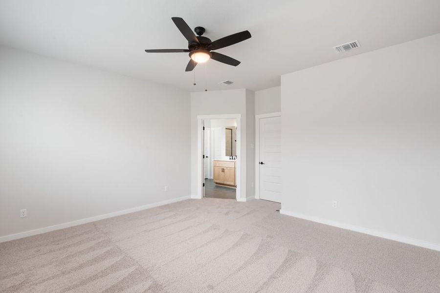 Spacious, unfurnished interior of a new home in Union Collection at Park Central, Georgetown (Image 37).