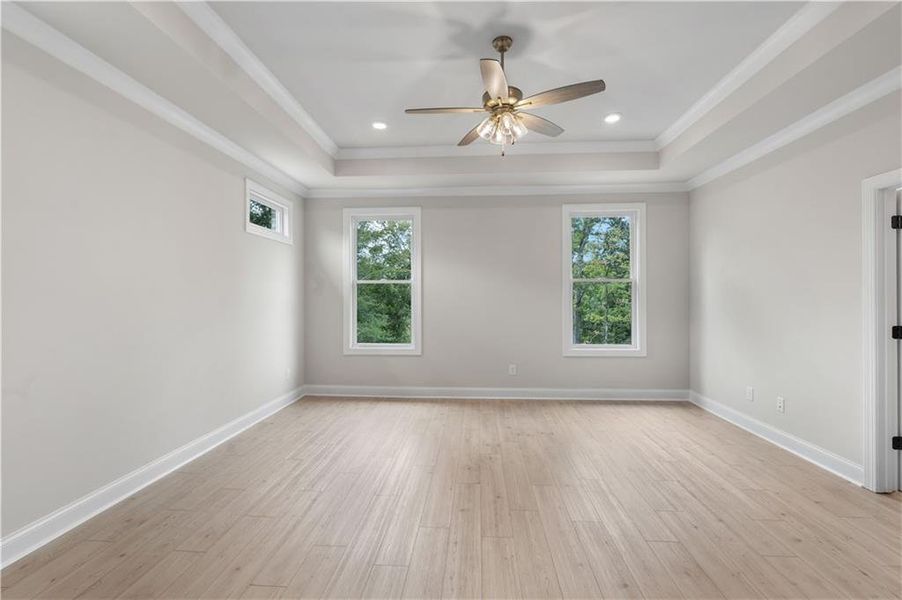 Spacious, unfurnished interior of a new home in Ward's Crossing Townhomes, Johns Creek (Image 30).