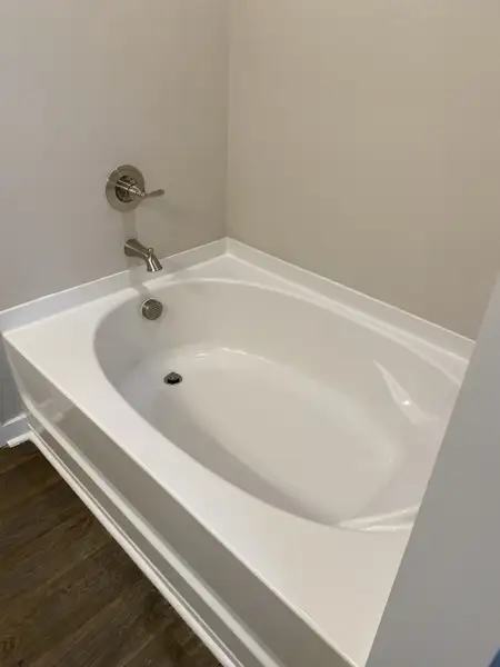 Representative interior finishes for a home built from the Elkwood by Foundation Home Builders LLC in Pinnix Loop, Burlington (Image 12).