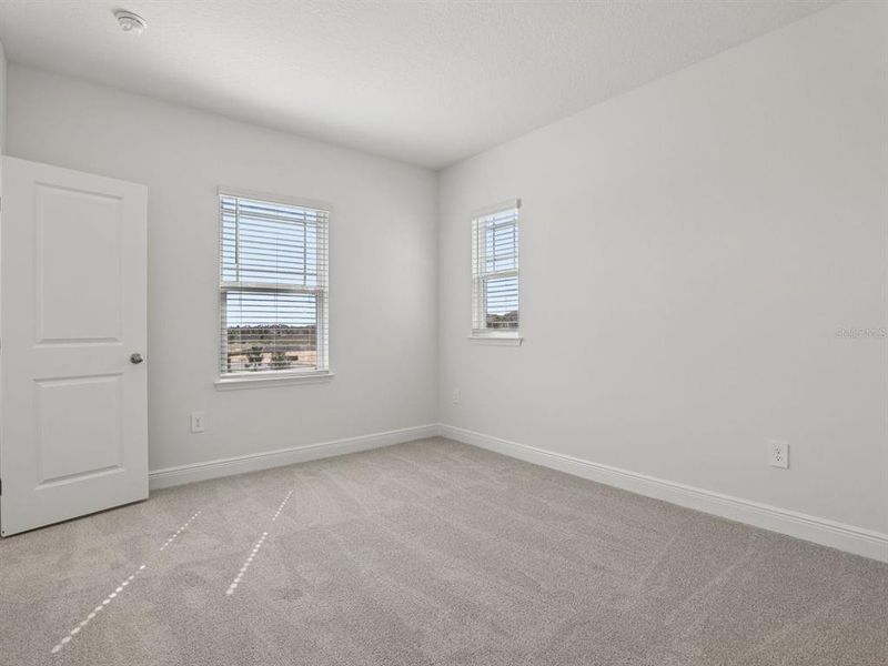 Spacious, unfurnished interior of a new home in Cyrene at Minneola, Minneola (Image 11).