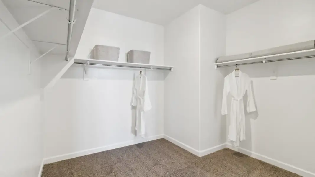 Spacious, unfurnished interior of a new home in Heartland Ranch, Coolidge (Image 22).