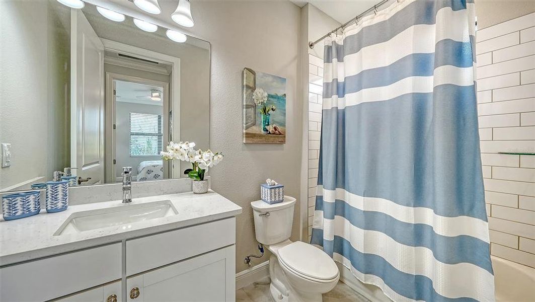 Furnished interior view inside a new home in , Bradenton (Image 7).