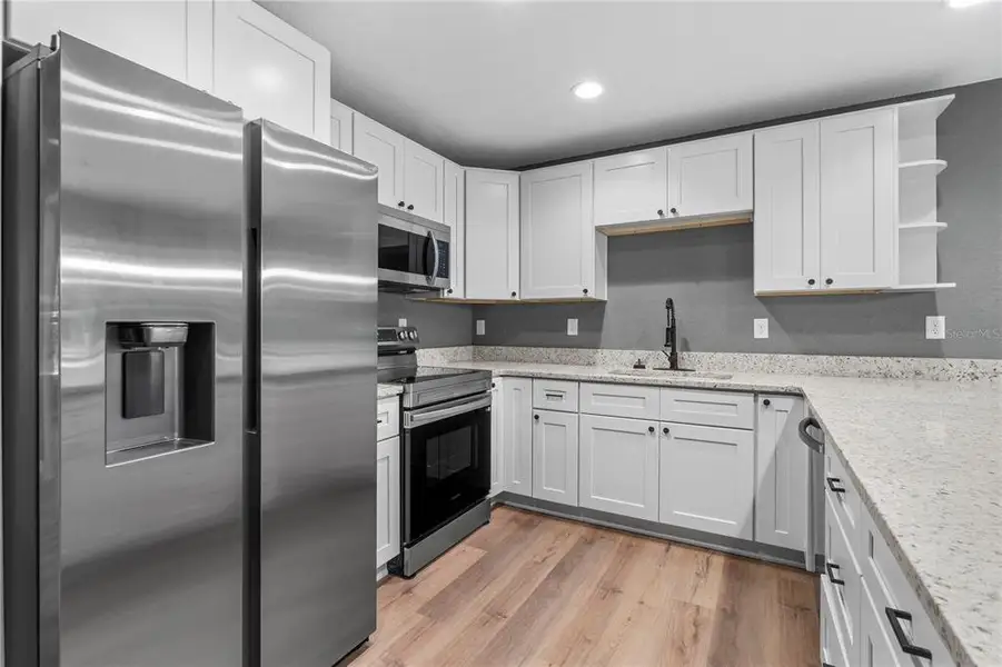 Furnished interior view inside a new home in , Ocala (Image 3).