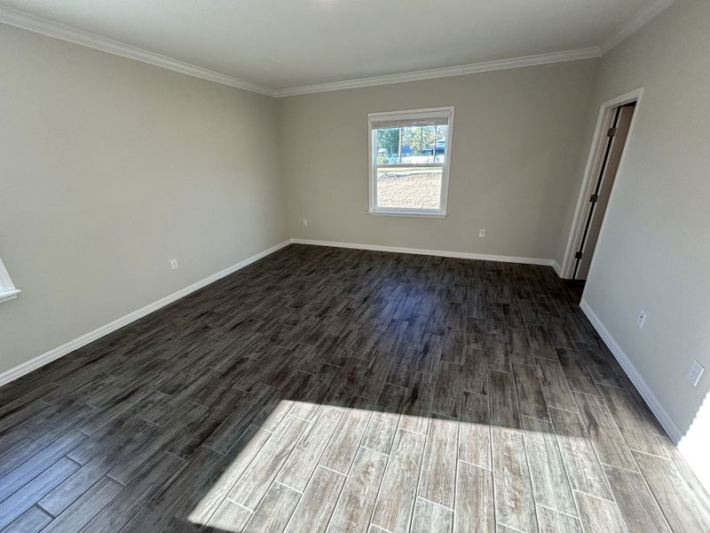 Spacious, unfurnished interior of a new home in Brookshire Green, Kingsland (Image 9).