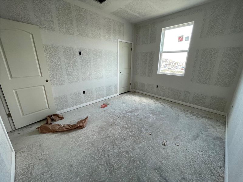 Spacious, unfurnished interior of a new home in Covered Bridge, Hutto (Image 20).