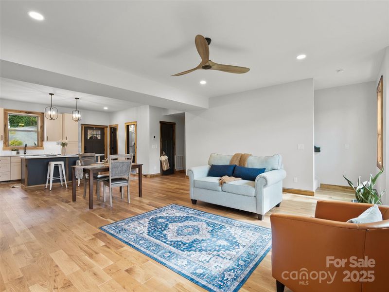 Image 23 of a home in .