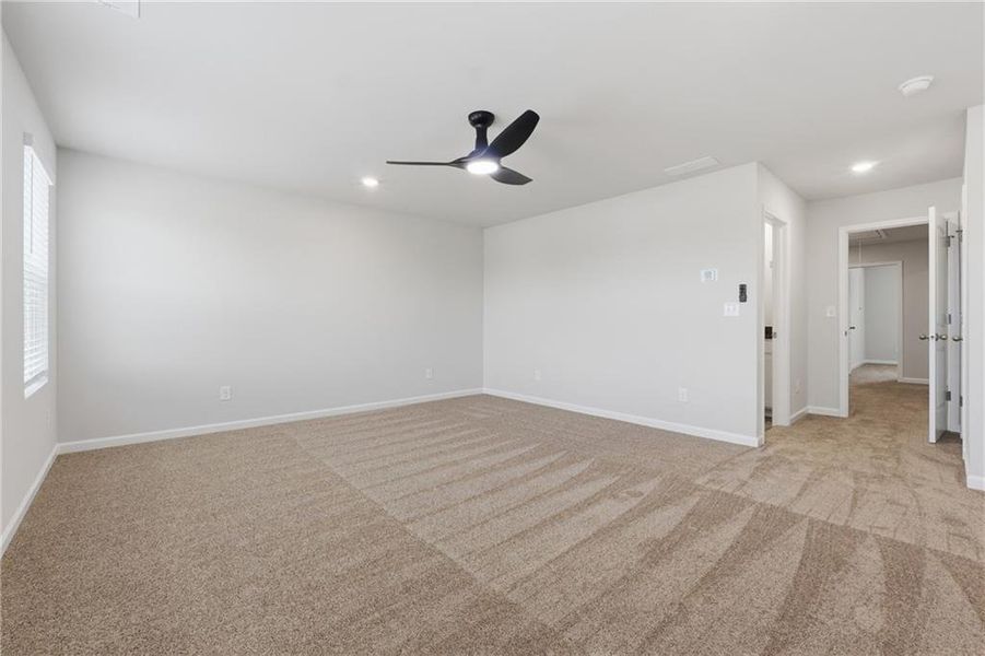 Spacious, unfurnished interior of a new home in Moss Creek, Hogansville (Image 16).