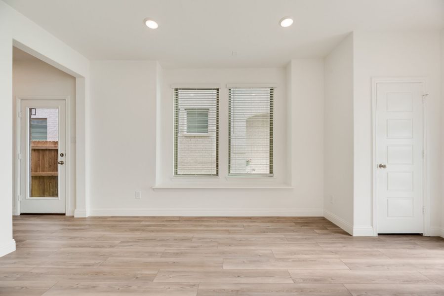 Representative unfurnished interior of a home built from the Mulberry by Pacesetter Homes in Elevon, Lavon (Image 15). Representative unfurnished interior of a home built from the Mulberry by Pacesetter Homes in Elevon, Lavon (Image 15).