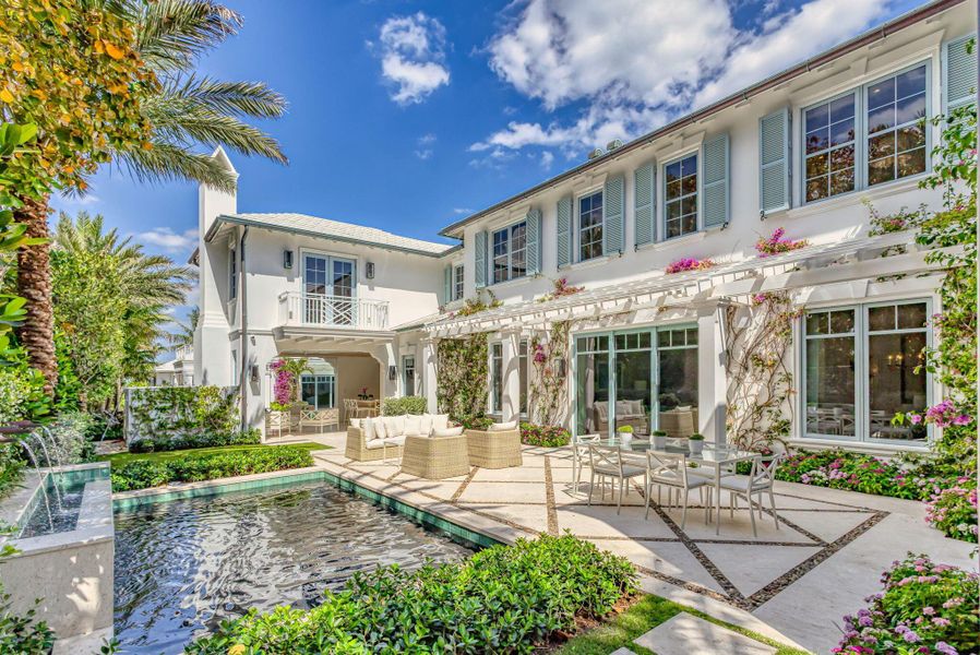 Furnished interior view inside a new home in , Palm Beach (Image 5). Furnished interior view inside a new home in , Palm Beach (Image 5).