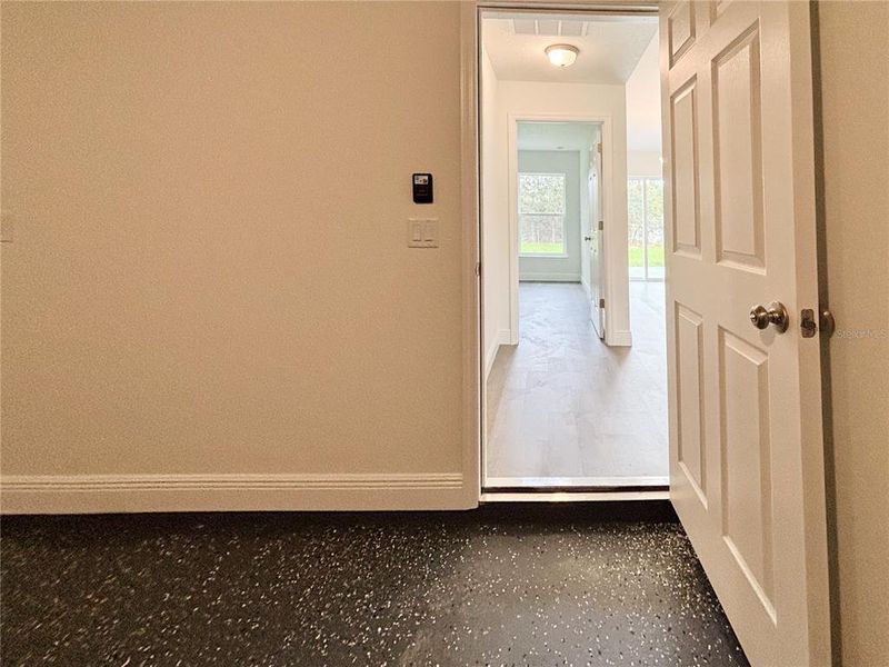 Spacious, unfurnished interior of a new home in , Dunnellon (Image 66). Spacious, unfurnished interior of a new home in , Dunnellon (Image 66).