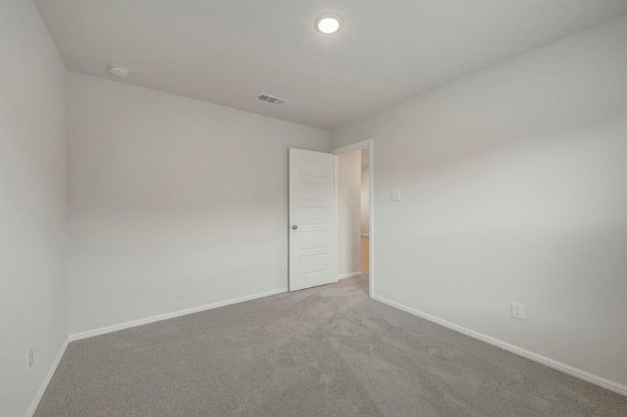 Spacious, unfurnished interior of a new home in Elevon, Lavon (Image 38). Spacious, unfurnished interior of a new home in Elevon, Lavon (Image 38).