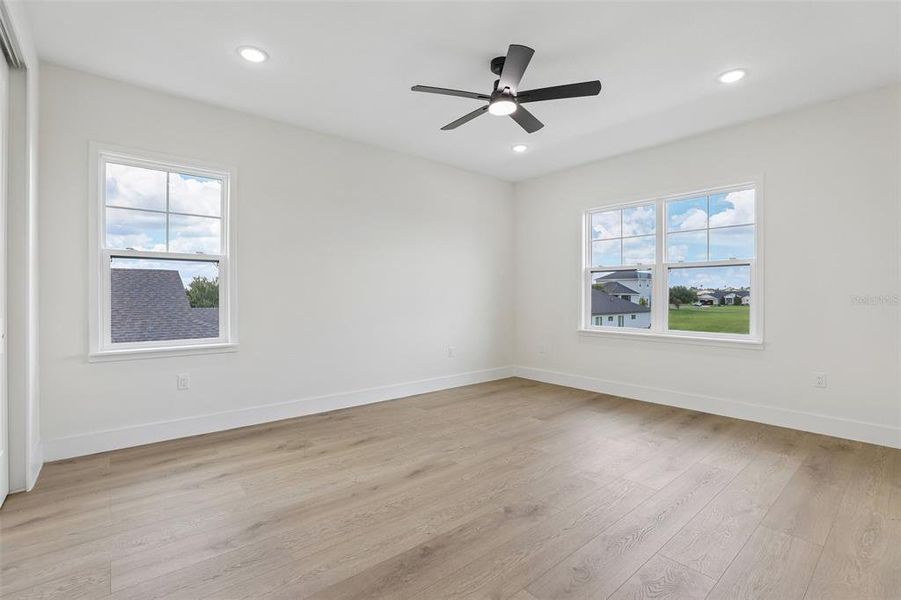 Spacious, unfurnished interior of a new home in , Auburndale (Image 47).