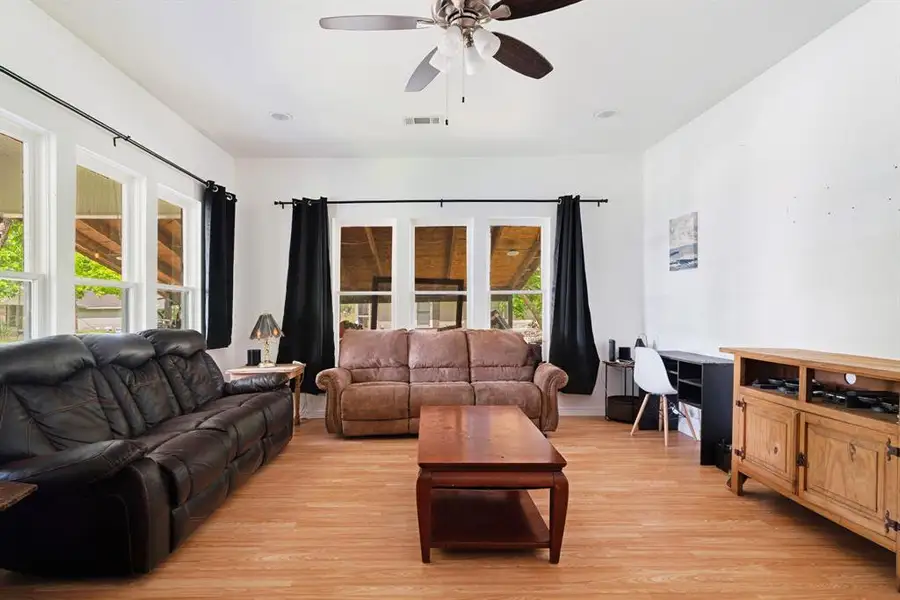 Furnished interior view inside a new home in , Deport (Image 3).