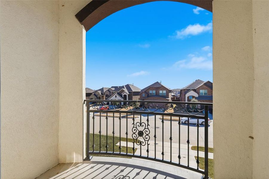 Exterior details and patio area of a home in , Forney (Image 27).