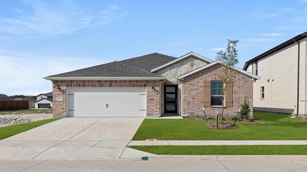 01. 2930 Wagoner - Front