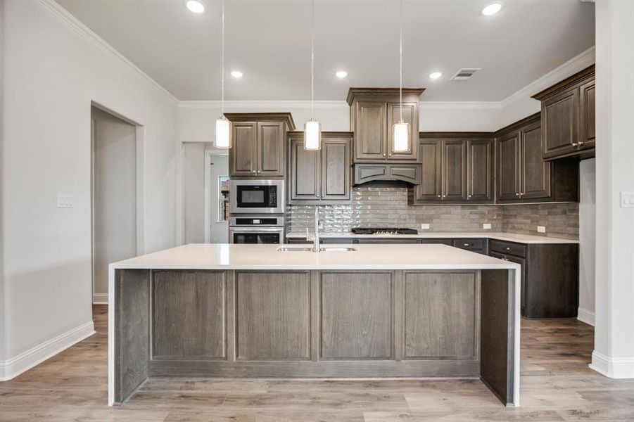 Furnished interior view inside a new home in Heath Golf and Yacht, Heath (Image 11).