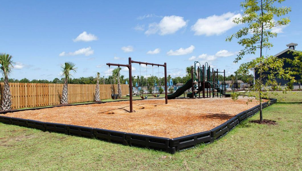 Community amenities in Waterside Townhomes, Surf City (Image 36).