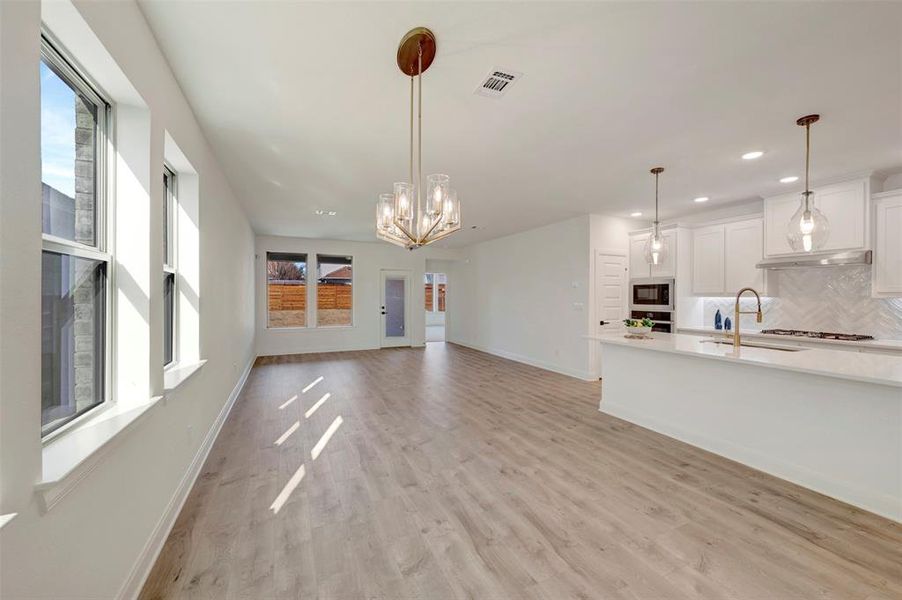 Spacious, unfurnished interior of a new home in Solterra - Garden Series, Mesquite (Image 21).