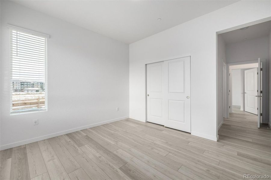 Spacious, unfurnished interior of a new home in Gateway Commons, Denver (Image 15).