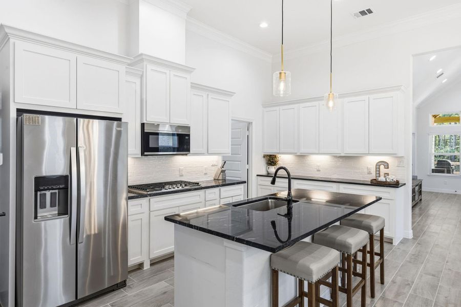 Furnished interior view inside a new home in , Anahuac (Image 20).