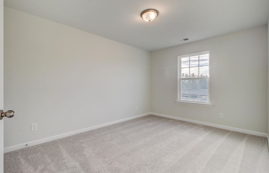 Spacious, unfurnished interior of a new home in Limehouse Farms: Arbor Collection, Summerville (Image 10).