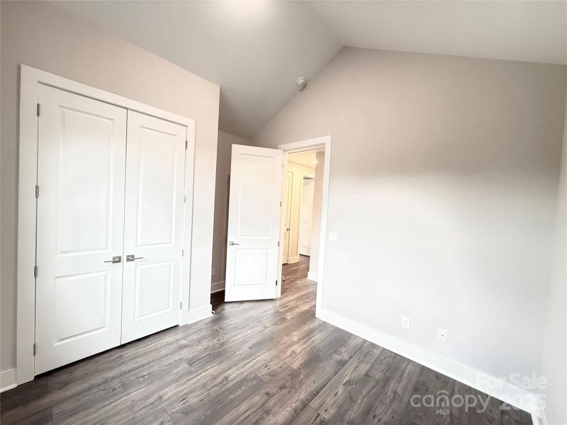Spacious, unfurnished interior of a new home in , Weaverville (Image 19).