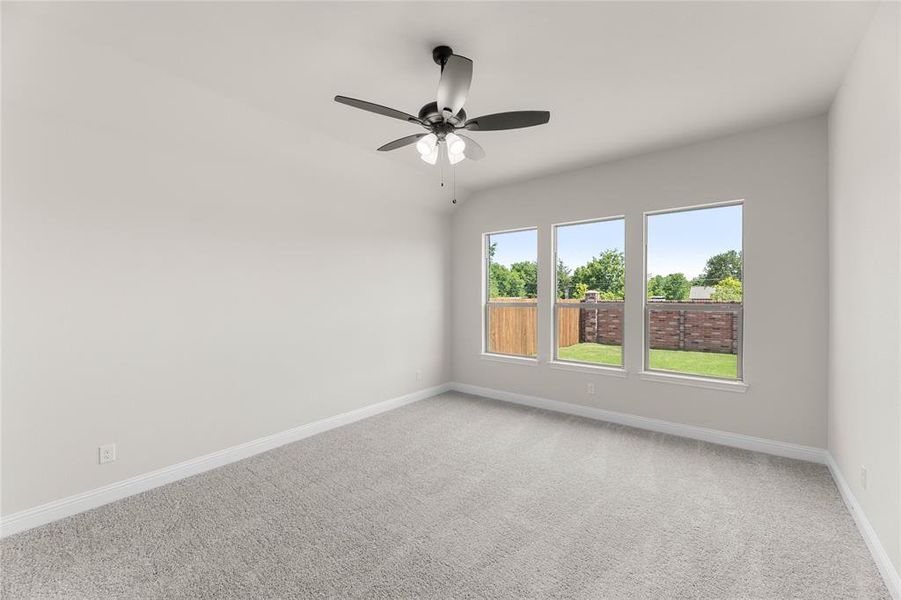 713 Seahawk-Primary Suite-1