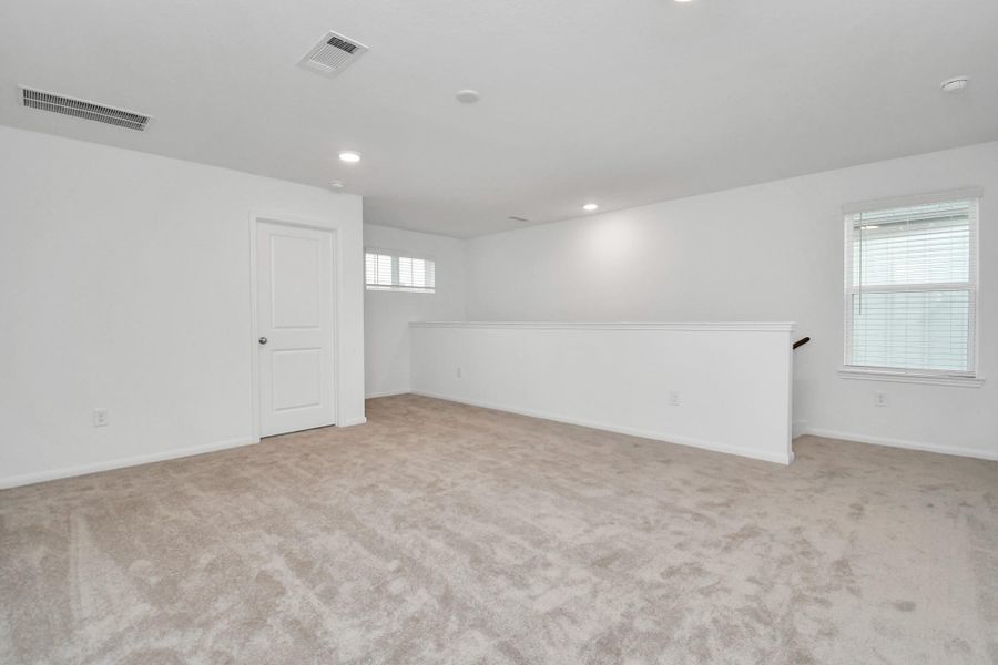 Spacious, unfurnished interior of a new home in Decker Farms, Magnolia (Image 28).