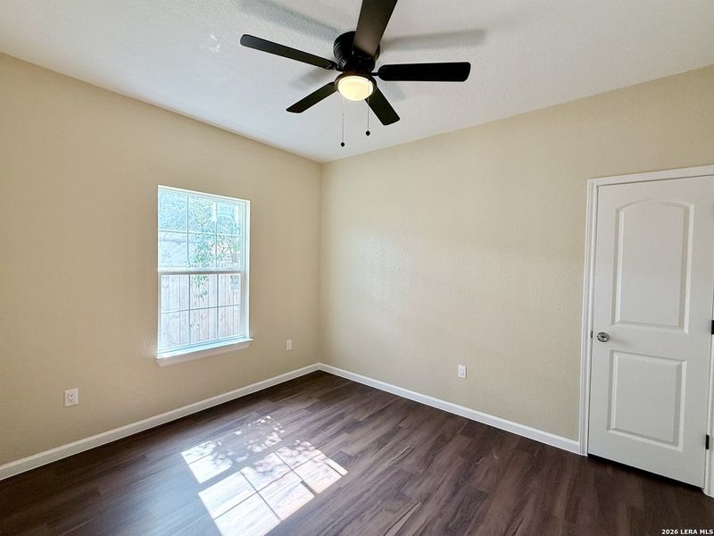 Spacious, unfurnished interior of a new home in , San Antonio (Image 12).