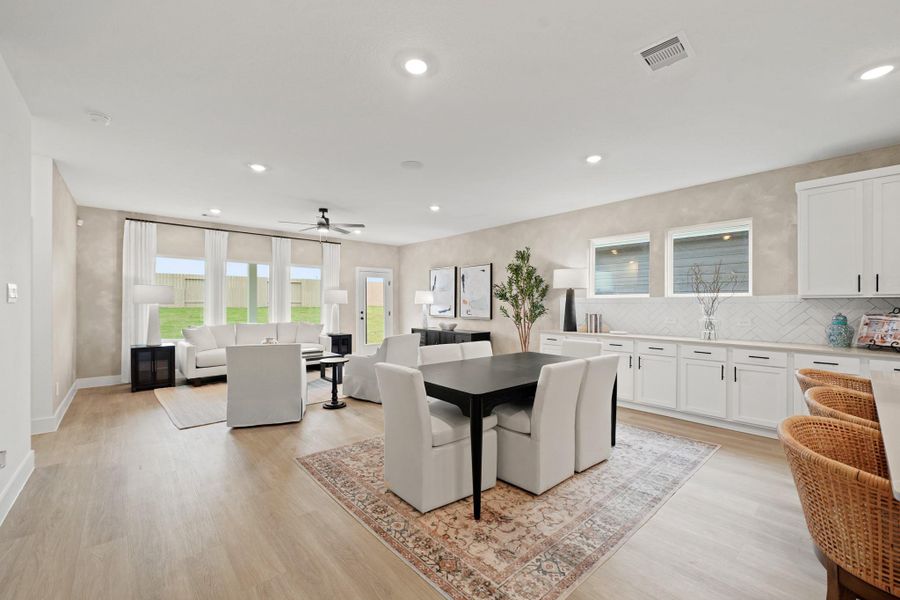 Furnished interior view inside a new home in Medina, Dayton (Image 9).