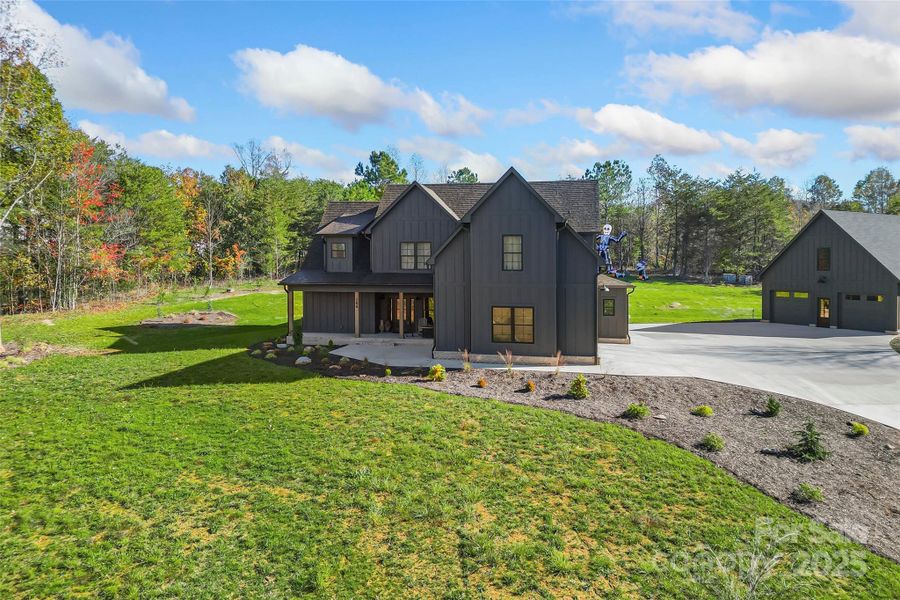 Image 32 of a home in .