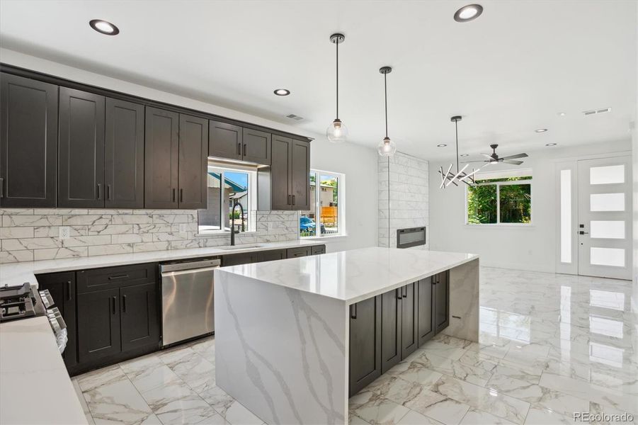 Image 28 of a home in .