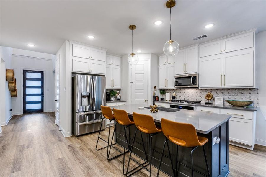 Furnished interior view inside a new home in Cambridge Crossing, Celina (Image 14).