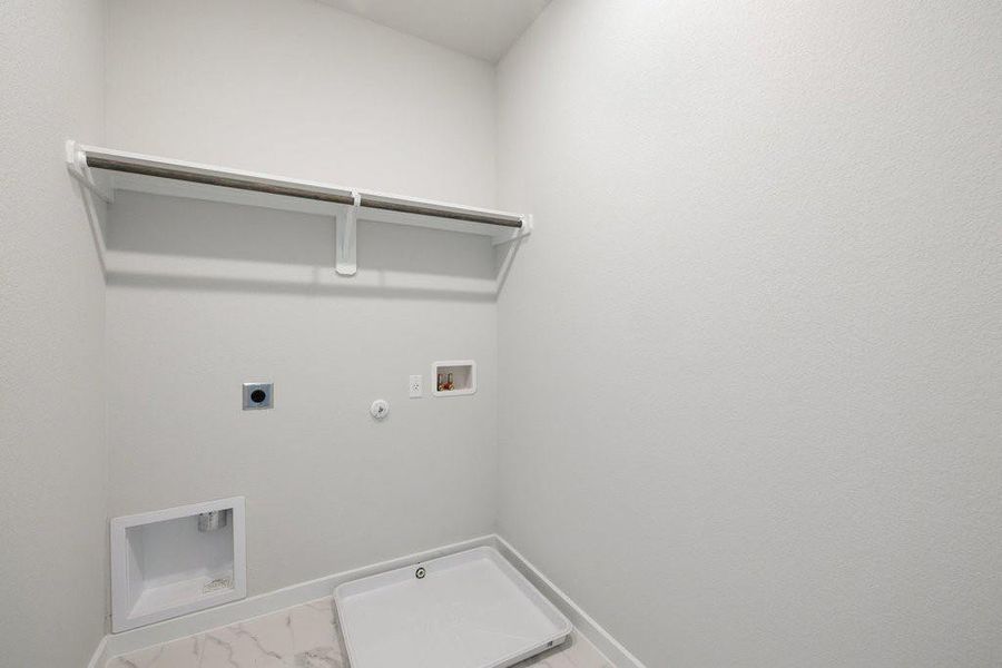 Spacious, unfurnished interior of a new home in Park Central, Georgetown (Image 31).