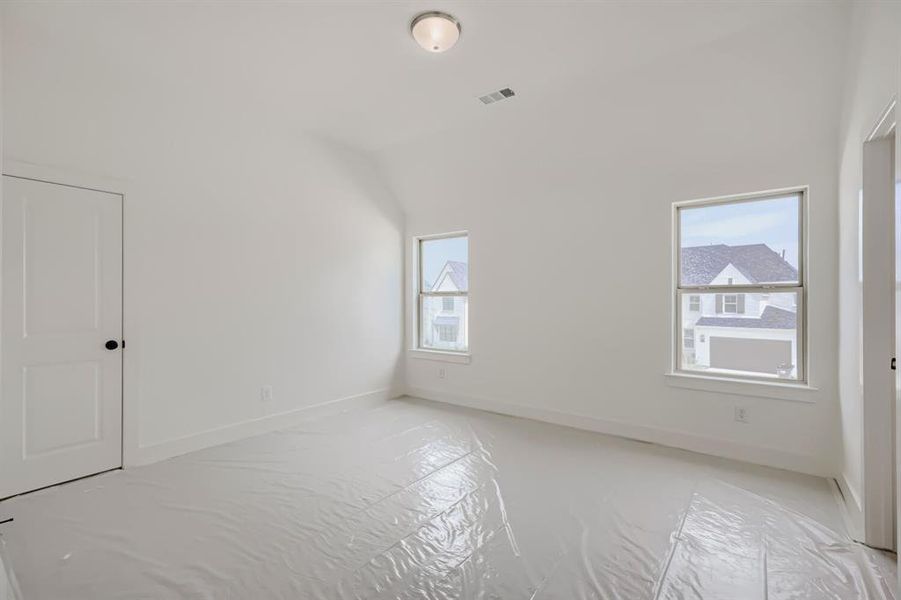 Spacious, unfurnished interior of a new home in Mosaic, Celina (Image 16). Spacious, unfurnished interior of a new home in Mosaic, Celina (Image 16).